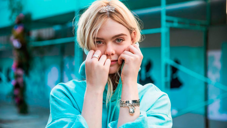 Tiffany & Co. viaja al pasado con su nueva colección «Paper flowers»