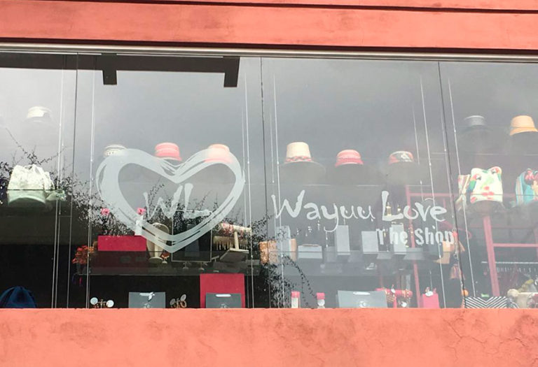 «WayuuLove» sigue creciendo y apostando por Venezuela con sus diseños coloridos