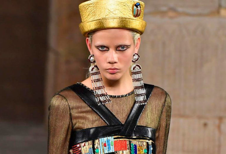 Chanel realizó un desfile al mejor estilo egipcio