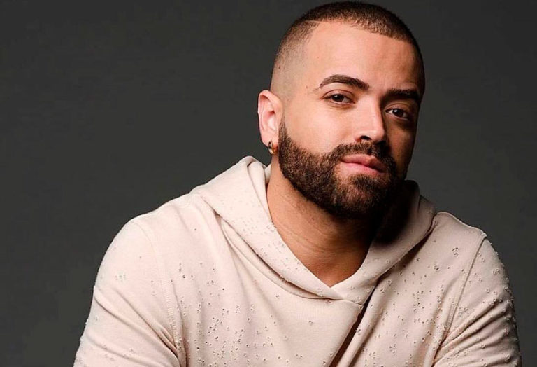 Nacho resalta en la lista de nominados a los Premios lo Nuestro 2019