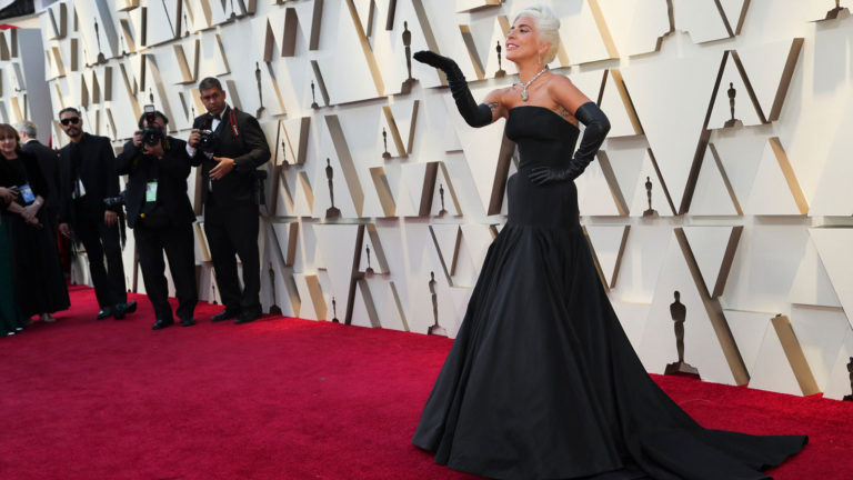 De Audry Hepburn a Lady Gaga: la historia detrás del diamante amarillo