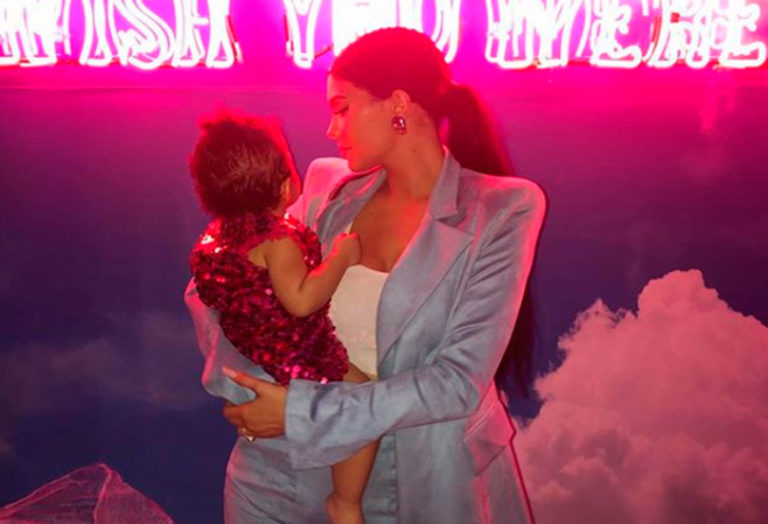 Kylie Jenner celebra a lo grande el primer año de su pequeña Stormi