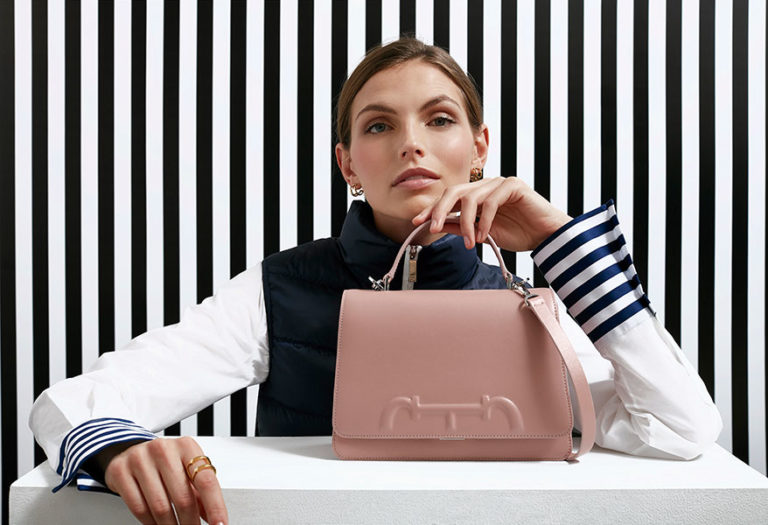 «Victoria Isignia» La mejor representación de la mujer de Carolina Herrera