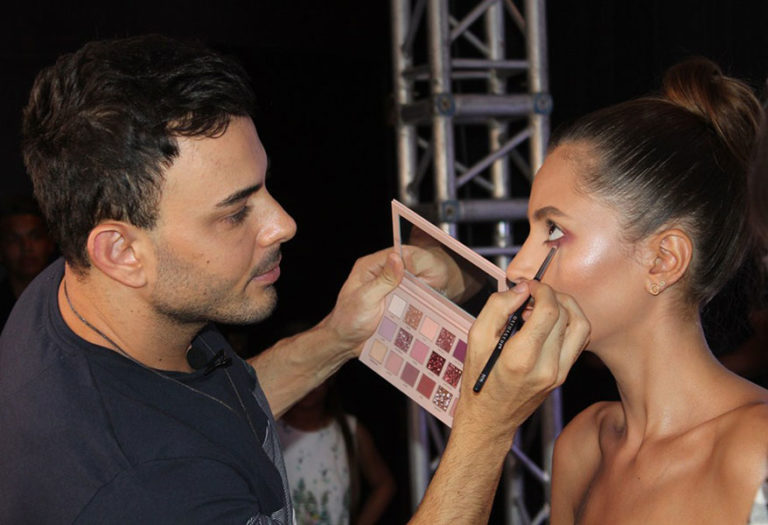 Helder Marucci conmocionó a Caracas con su destrezas para el maquillaje
