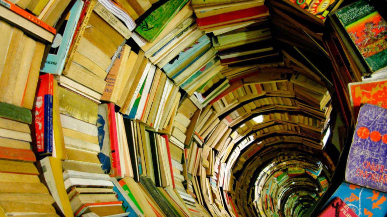 Festeja el Día Mundial del Libro, descubriendo qué libros deberías leer