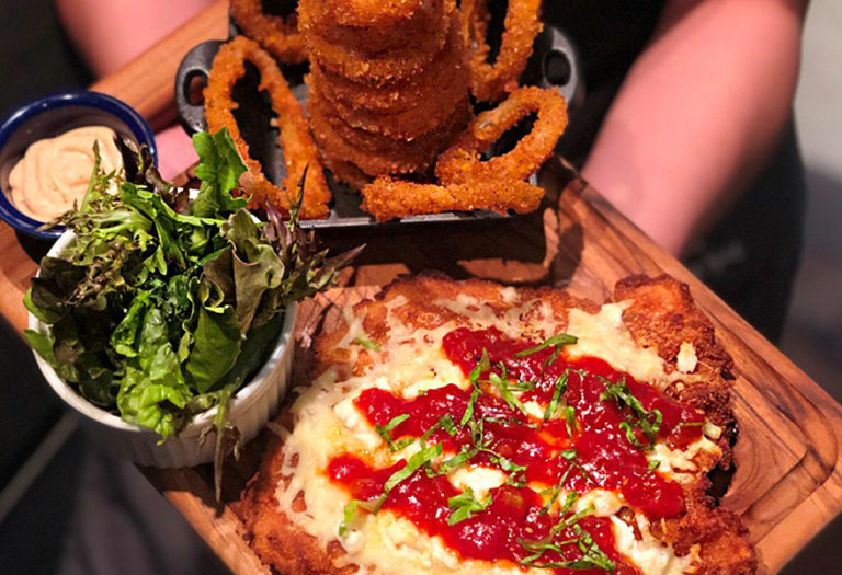 Esquina La Milanesa cumple dos años y lo celebra con 3 deliciosas milanesas nuevas