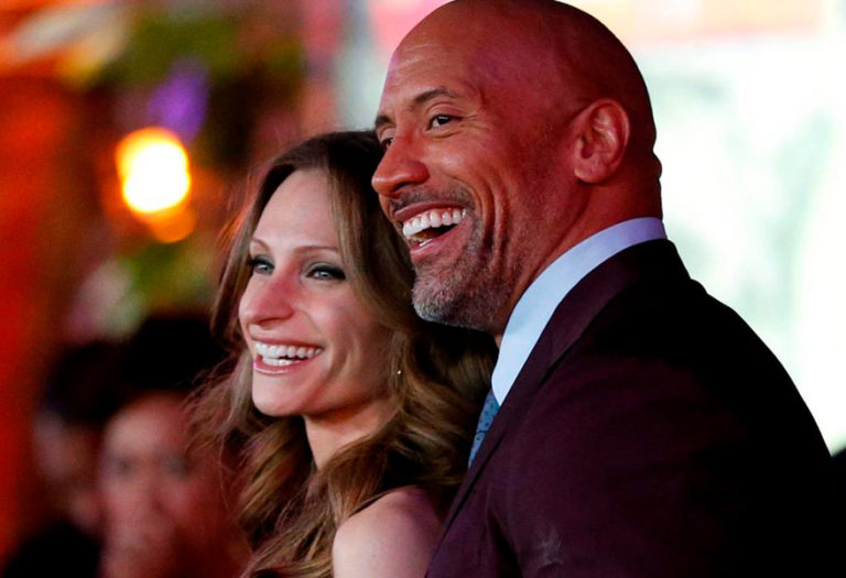 Dwayne Johnson y su pareja formalizaron su relación en una boda secreta