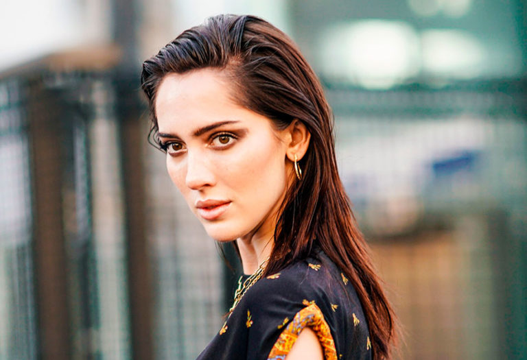 ¡Rompiendo paradigmas! Theodora Quinlivan, la primera modelo trans de Chanel