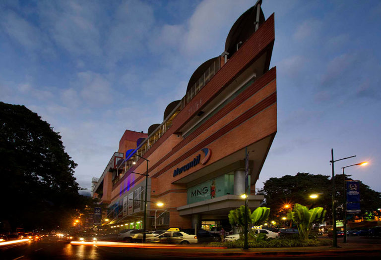 Tolón Fashion Mall propone una agenda cultural llena de mucho arte