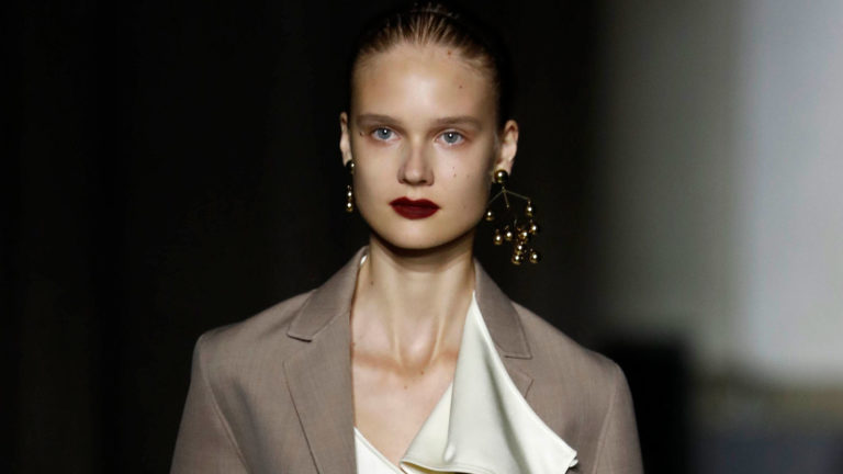 ¡Retomando su ADN minimalista! Jil Sander impone elegancia en Milán