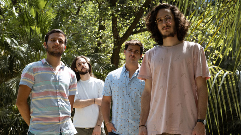 Un mágico viaje por el Caribe es lo que ofrece Anakena  con su álbum debut