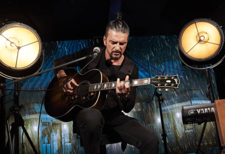 ¿Quieres ver a Arjona en concierto GRATIS? El cantante trae un regalo increíble a Venezuela