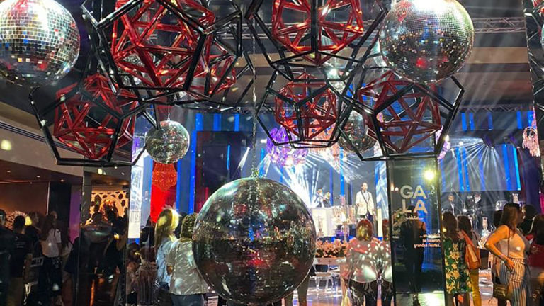 Gala by Iskia, un magno evento que reunió lo mejor para las fiestas