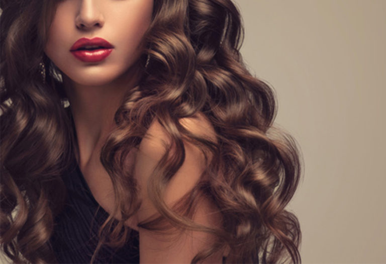 Devuélvele la vida a tu cabello con Reparación total 5 y Color vive de L’Oréal París