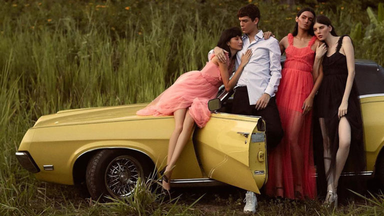 ¡Sumérgete en un viaje atemporal Con ‘Viajeros’! la nueva colección de The Stoat