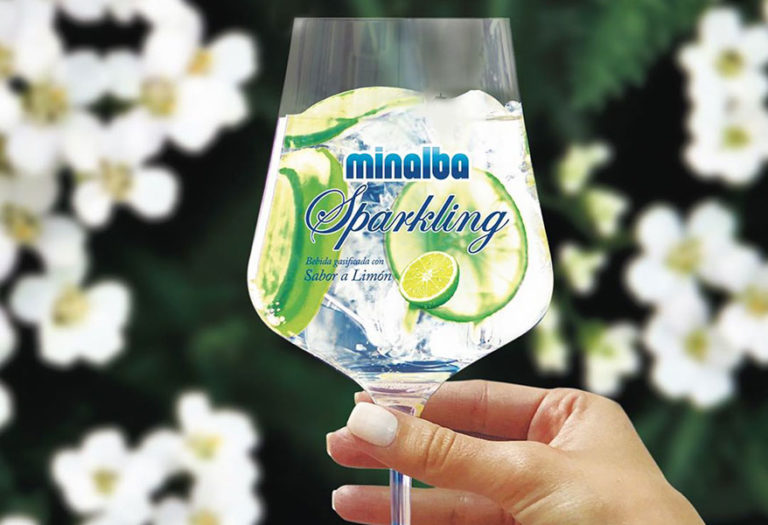 Minalba Sparkling reafirma su presencia en el mercado, con su nueva versión de limón