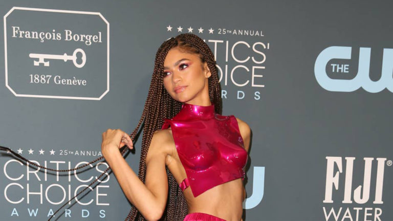 Los mejores atuendos de la Blue Carpet de los Critics Choice Awards 2020