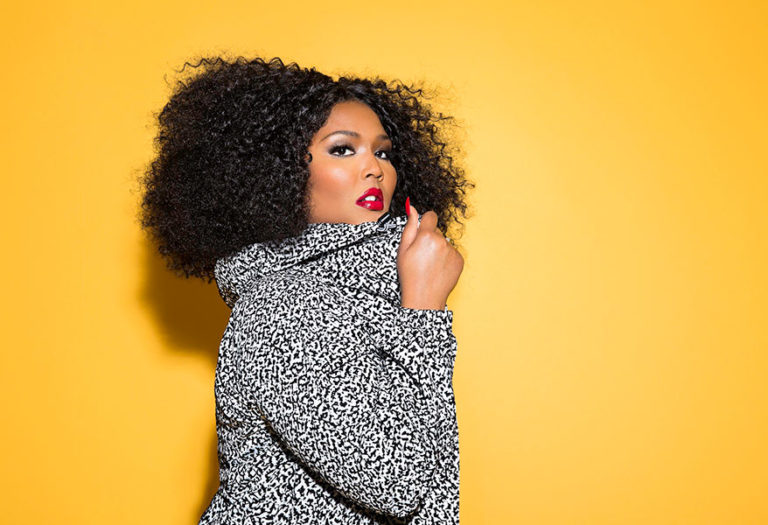 ¿Lizzo realizará una colaboración con Tommy Hilfiger para crear una línea de ropa íntima?