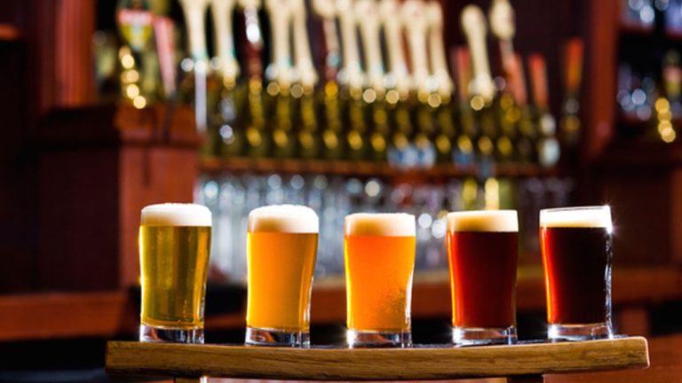 ¡Unidos por una tradición ancestral! Conoce por qué se celebra el Día Internacional de la Cerveza y sus beneficios