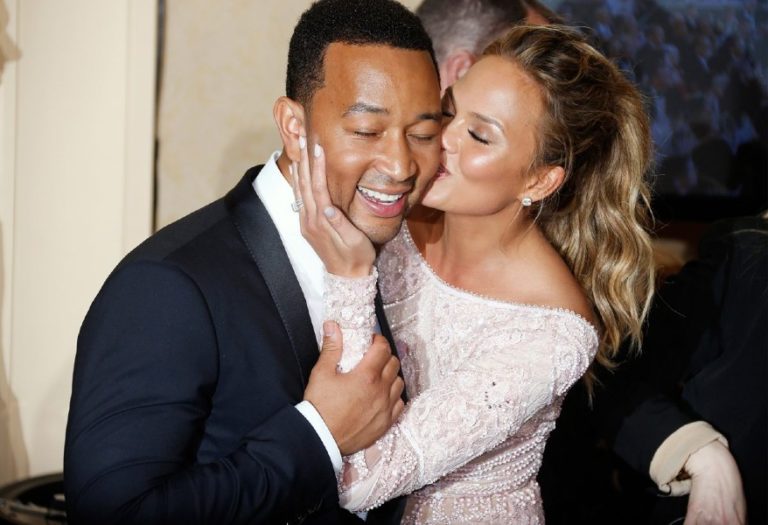 ¡Bebé a bordo! John Legend y Chrissy Teigen esperan a su tercer hijo