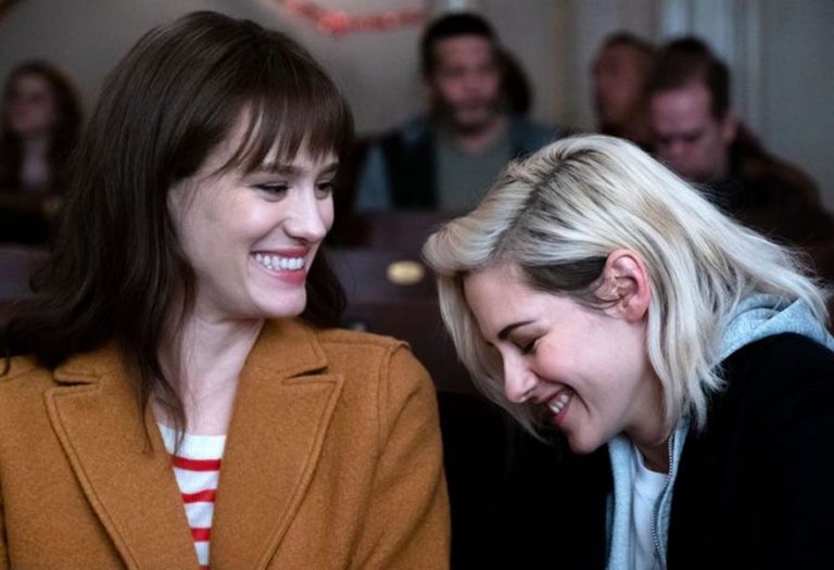 ¡Navidad LGBT! Kristen Stewart protagoniza una lesbian rom-com que promete ser HERMOSA