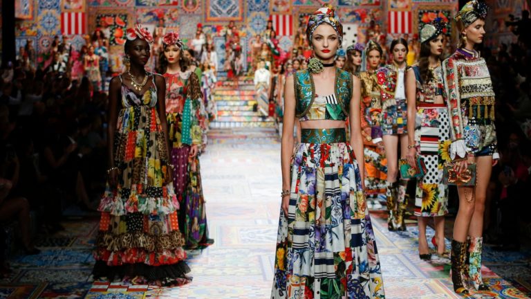 Dolce & Gabbana rinde tributo con ‘Patchwork from Sicily’, una oda colorida a la cultura italiana