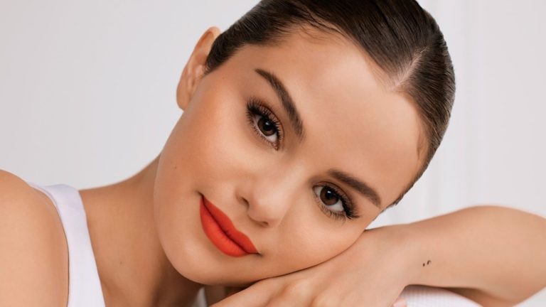 Sé quien eres con ‘Rare Beauty’, la marca de Selena Gomez que invita al querer propio