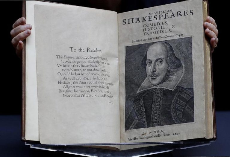 ¡Shakespeare reaparece! Un “First folio” de su obra sale a la luz y deslumbra a los historiadores