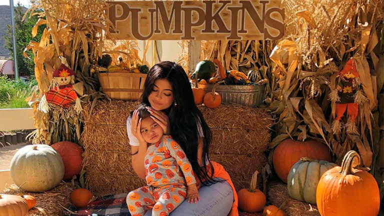 ¡Una auténtica Casa del terror! Así transformó Kylie Jenner su mansión junto a un disfraz que amarás