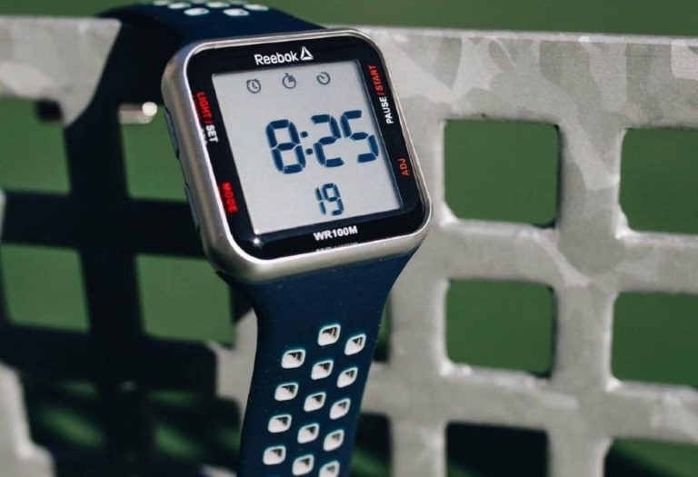 Vive un estilo de vida fitness con Square Elements, la línea de relojes de Reebok perfecta para ti