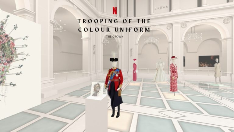 Fashion museum online! Netflix crea plataforma para explicar los mejores atuendos de The Crown y The Queen’s Gambit