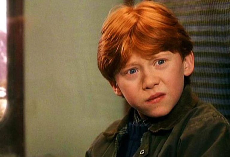 Rupert Grint confiesa que no ha visto todas las películas de Harry Potter y habla de la nueva serie