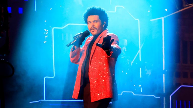 El mensaje oculto detrás del misterioso look de The Weeknd y su relación con ‘After Hours’ que te ¡Iluminará!