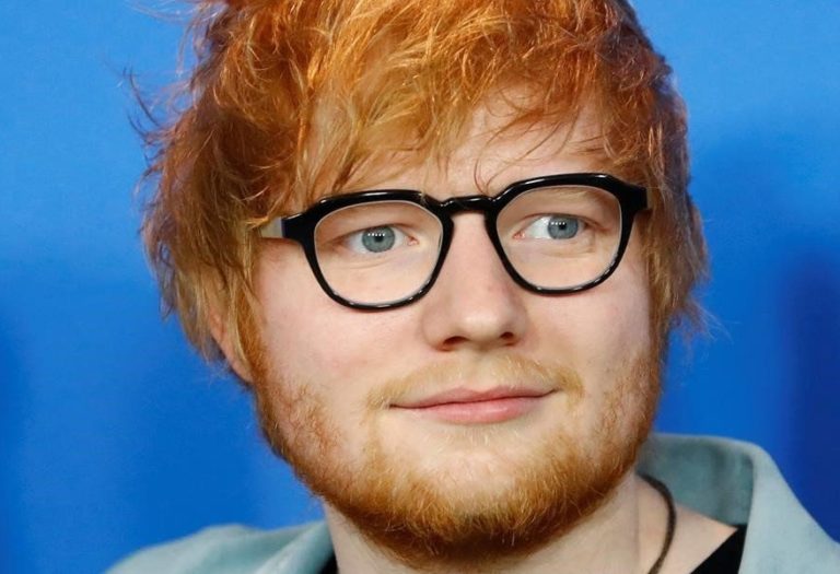 ¡También es artista! Ed Sheeran recolectó 51.000 con una pintura para una fundación de cáncer