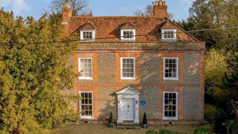 ¿Quieres vivir en la casa de Agatha Christie? Está en venta por 2,7 millones de libras