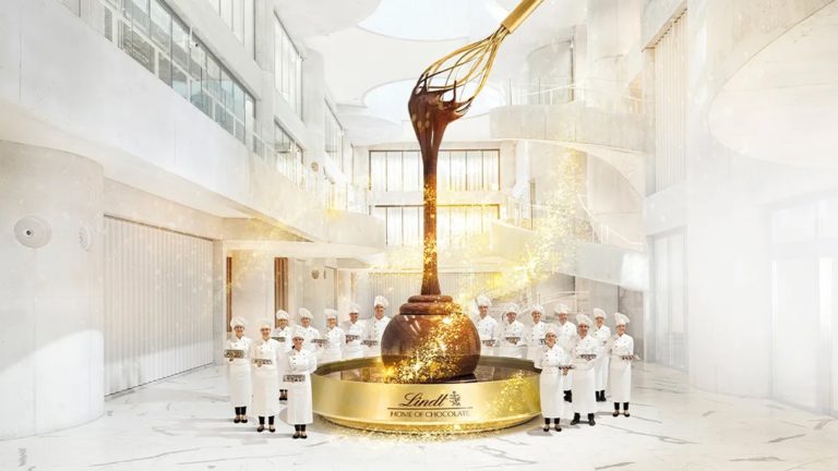 ¡Tiene una fuente de chocolate de 9 metros! Toda la magia del Lindt Museum de Suiza