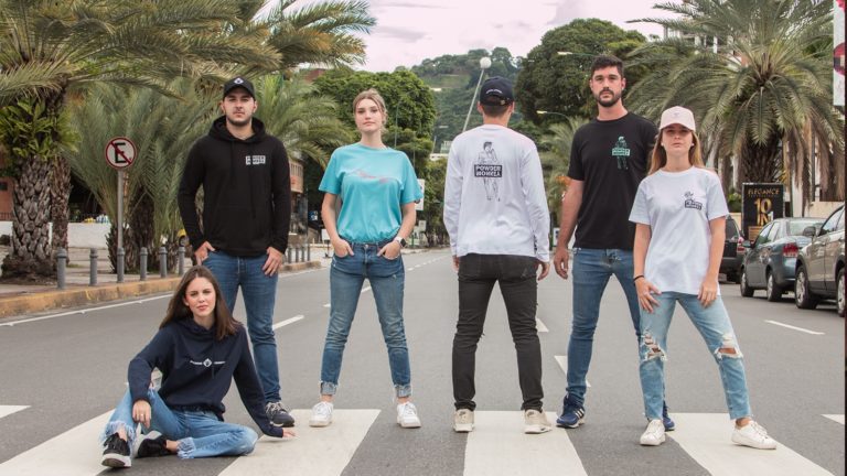 ¡Vive la experiencia Powder Monkey! Una marca de ropa para apasionados de la aventura