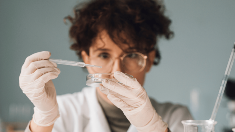 ¡Mujeres en la ciencia! 4 descubrimientos INCREÍBLES hechos por científicas