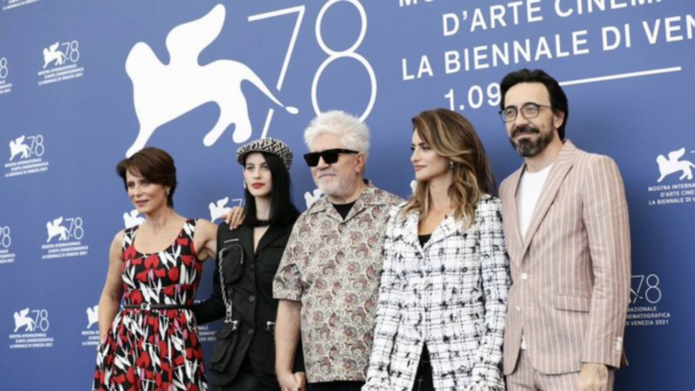 ‘Madres Paralelas’: la nueva película de Pedro Almodóvar llega con un mensaje contundente