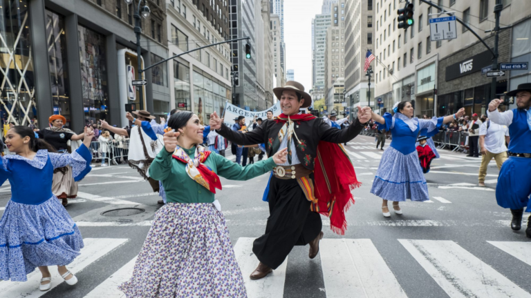 ¡Mes de la Herencia Hispana! 4 cosas sobre esta celebración que TIENES que saber