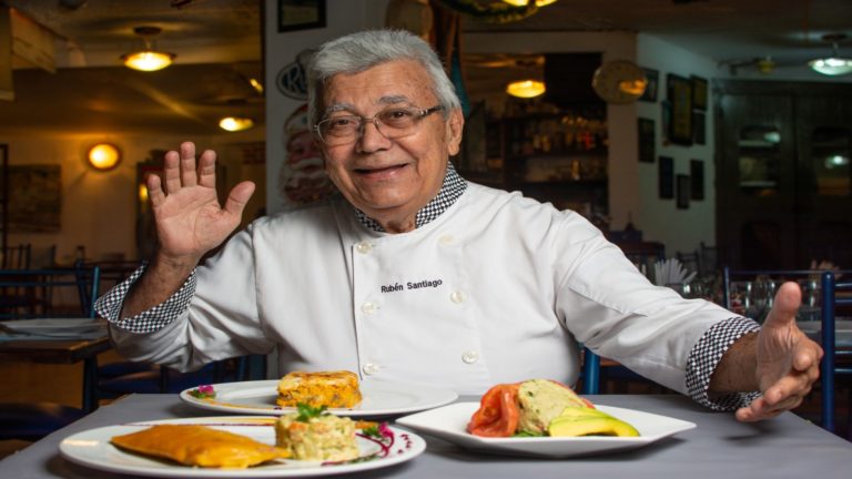 ¡Lo extrañaremos mucho! Adiós al maestro Rubén Santiago, creador del «Pastel de Chucho»