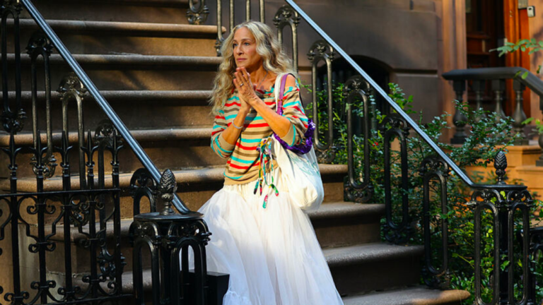 ¡Sex & The City no ha muerto! 5 tendencias de Carrie Bradshaw que usamos actualmente