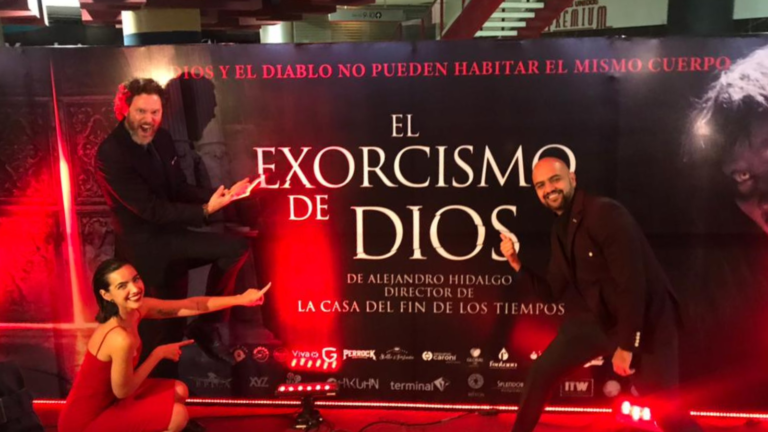 En FOTOS: Así fue la premiere de «El exorcismo de Dios» en Caracas