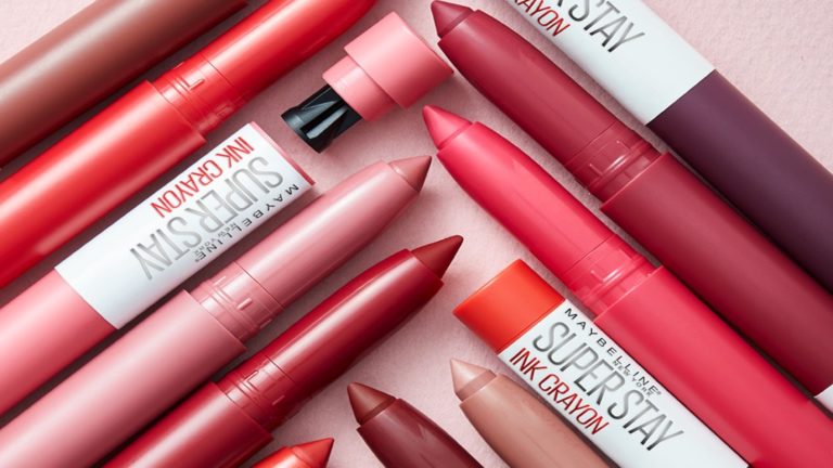 Maybelline New York trae el crayón Superstay Ink para dar forma a los labios