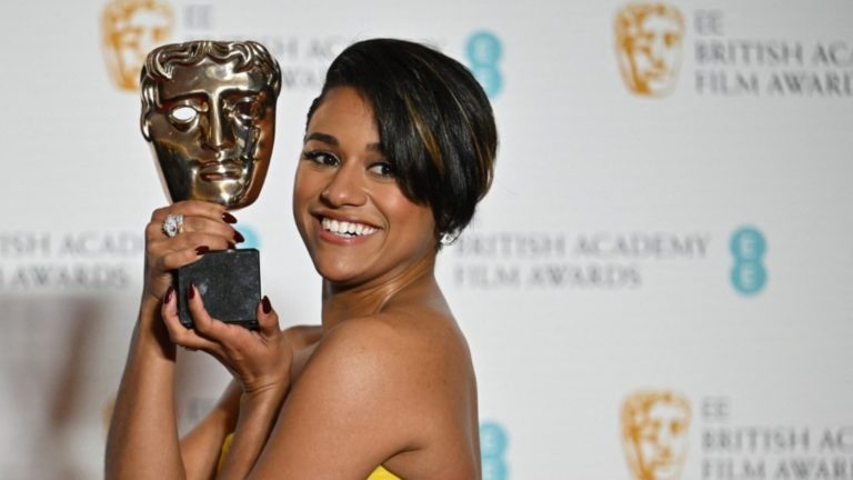 ¡Los 5 momentos más memorables de los BAFTA Awards!