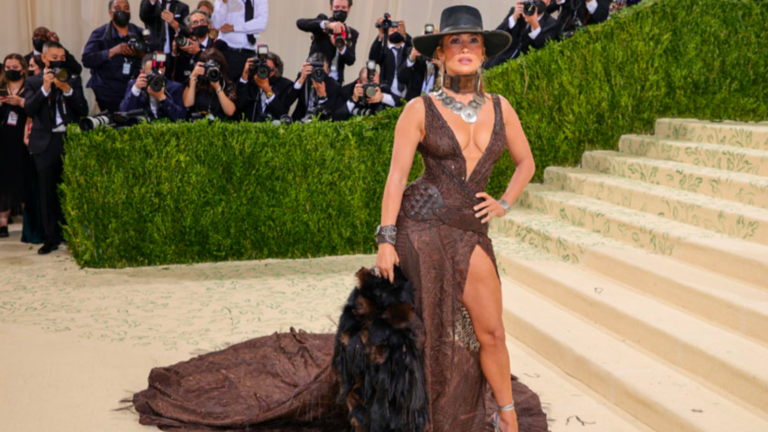 ¡Poder latino! Las 5 celebridades hispanas que han deslumbrado en su paso por la MET Gala