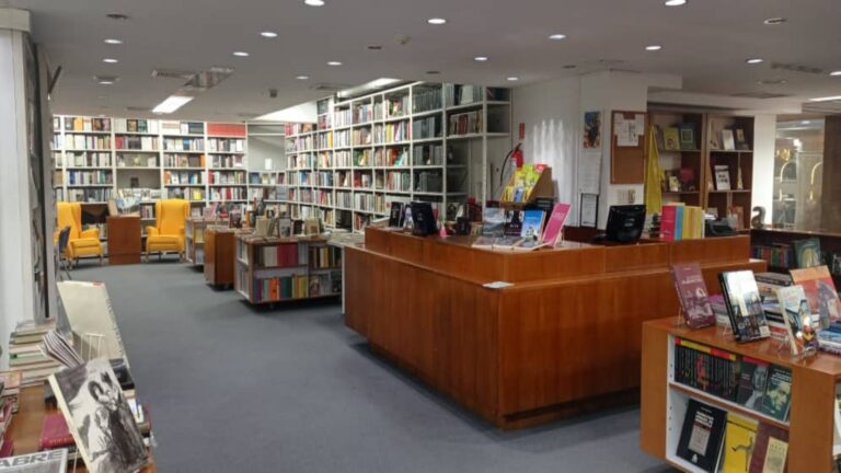 La librería Alejandrina reabre sus puertas en una nueva sede