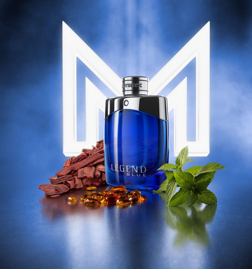 MB LEGEND BLUE INGREDIENTS 1 SQR_master