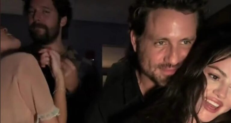 Selena Gómez y Edgar Ramírez bailan al ritmo de «Espresso» en el concierto de Sabrina Carpenter