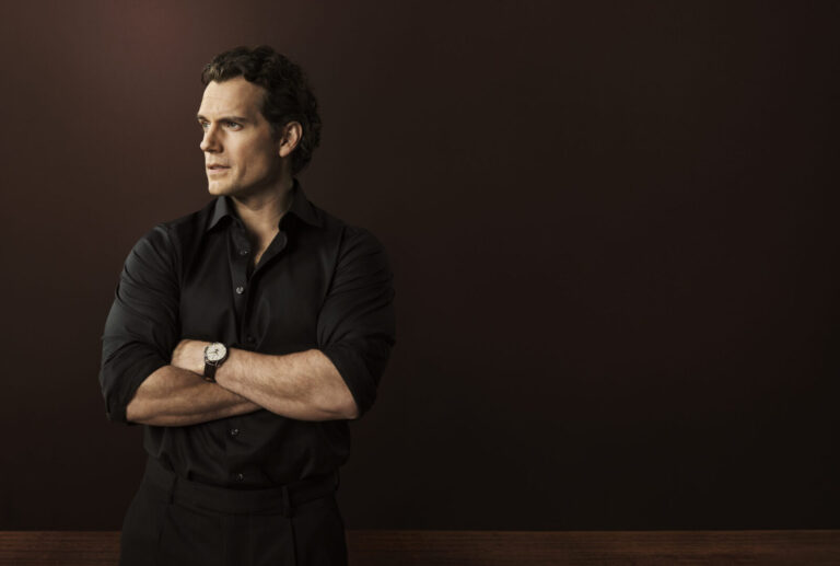 Longines le da la bienvenida a Henry Cavill
